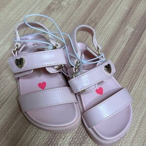 BRAND NEW/ SM Pink Heart Kids Sandals toddlers